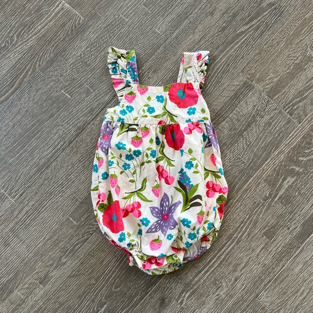 Baby Boden Flower Outfit Size 6-12 months
